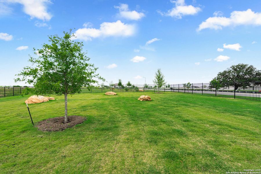 Natural landscape and outdoor views near Rosewood Estates in Lytle (Image 27). Natural landscape and outdoor views near Rosewood Estates in Lytle (Image 27).