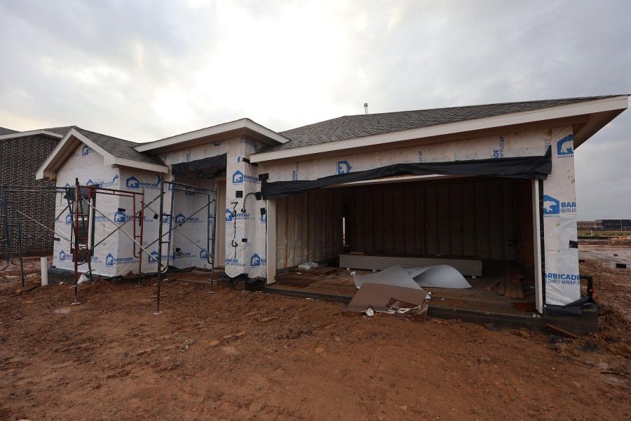 One story home with 3 beds, 2 baths, and 2 car garage