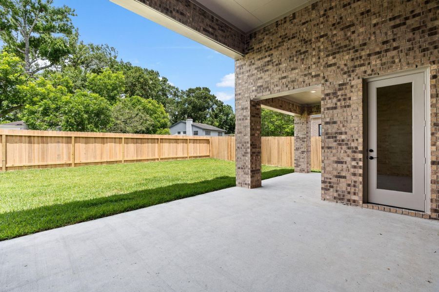 Exterior details and patio area of a home in Friendswood Trails, Friendswood (Image 28). Exterior details and patio area of a home in Friendswood Trails, Friendswood (Image 28).
