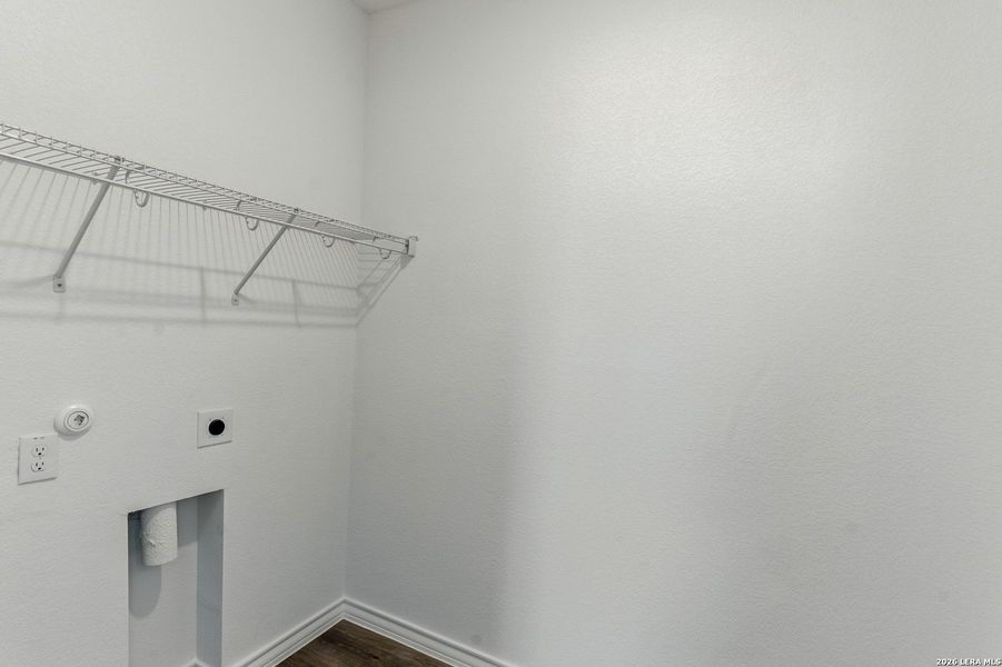 Spacious, unfurnished interior of a new home in , New Braunfels (Image 15).