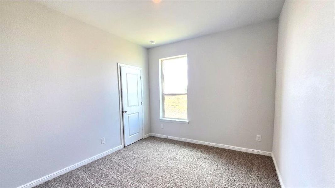 Spacious, unfurnished interior of a new home in Vista Point, Grandview (Image 11).