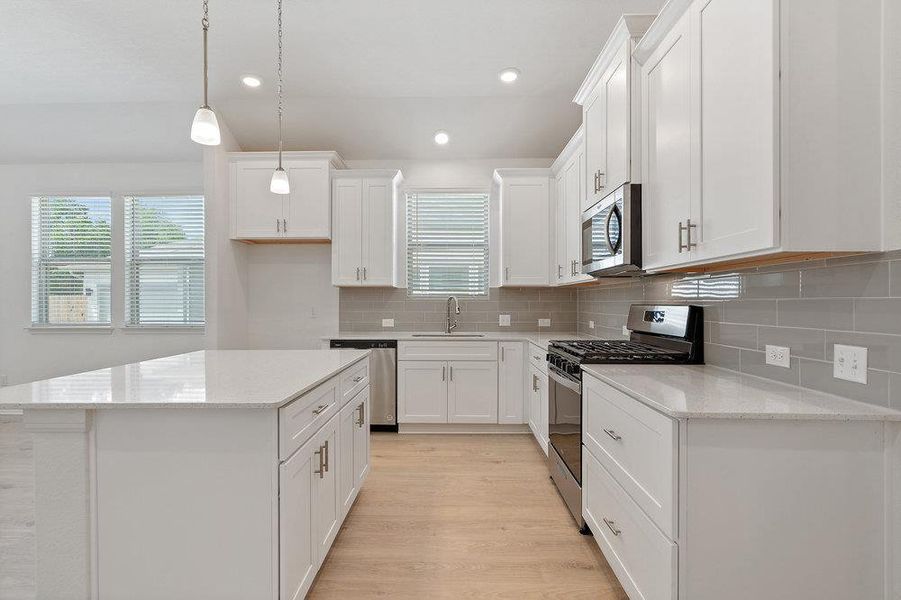 Not the actual home. Representative photo of a completed home of the same plan. Features will vary. Please confirm details with the New Home Consultant Not the actual home. Representative photo of a completed home of the same plan. Features will vary. Please confirm details with the New Home Consultant