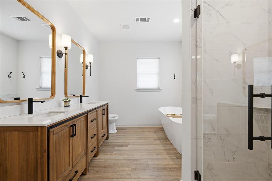 Furnished interior view inside a new home in , Waco (Image 30). Furnished interior view inside a new home in , Waco (Image 30).