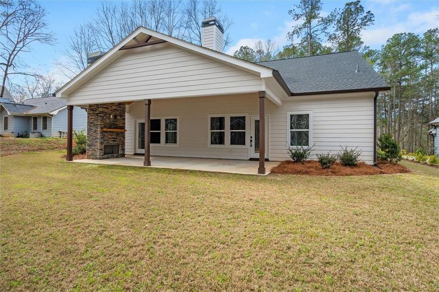 Exterior details and patio area of a home in , Villa Rica (Image 31).