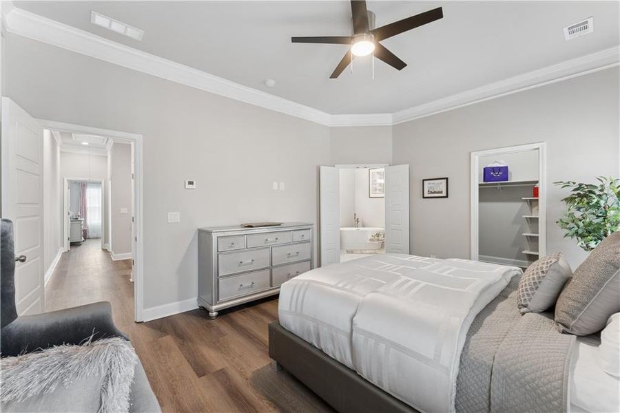 Furnished interior view inside a new home in , Decatur (Image 8).
