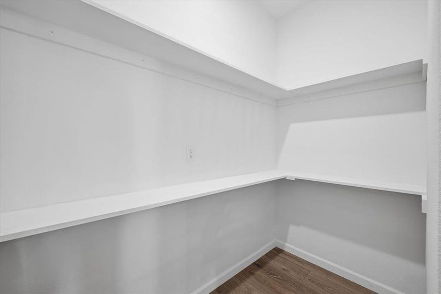 Spacious, unfurnished interior of a new home in , Glenn Heights (Image 19).