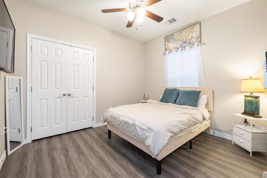 Furnished interior view inside a new home in , Pasadena (Image 16).