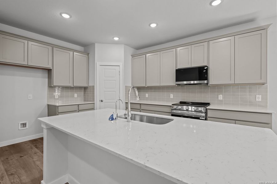 Furnished interior view inside a new home in Cinco Lakes, San Antonio (Image 13).