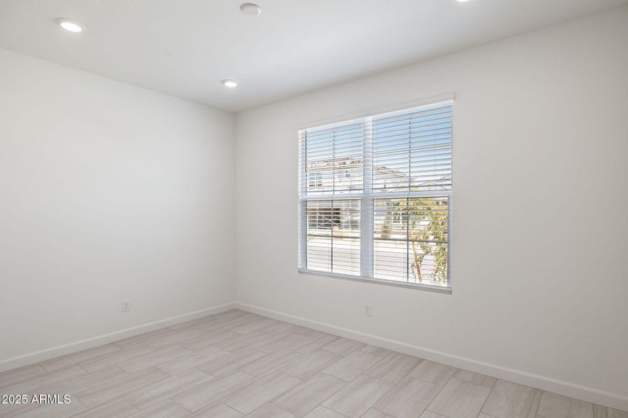 19-web-or-mls-17645-w-hatcher-rd-91-zanj