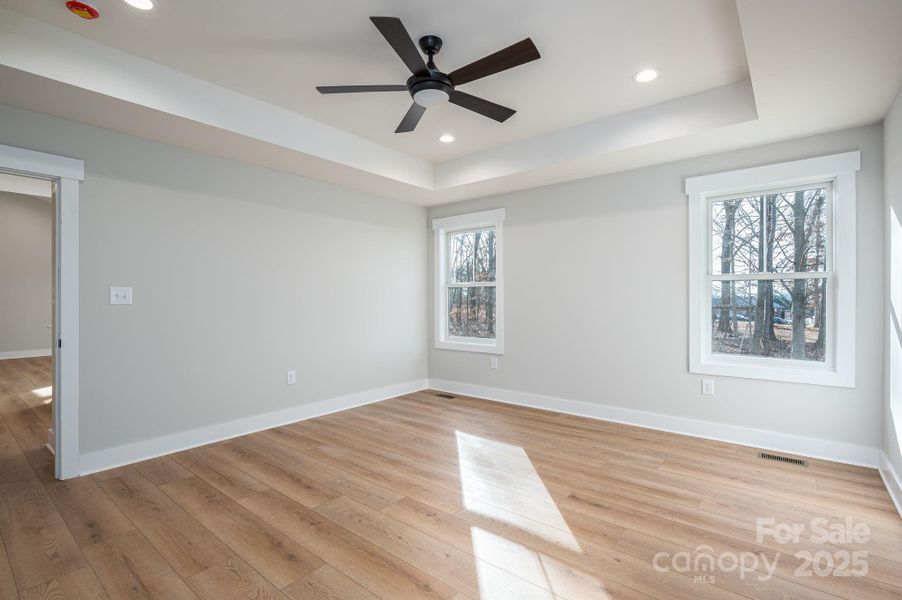 Spacious, unfurnished interior of a new home in , Newton (Image 32).