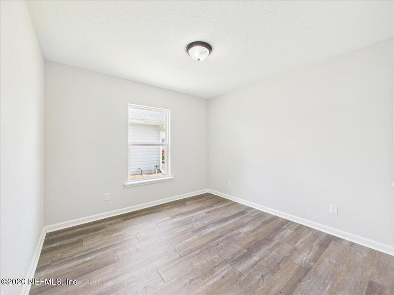 Spacious, unfurnished interior of a new home in , Palatka (Image 13).