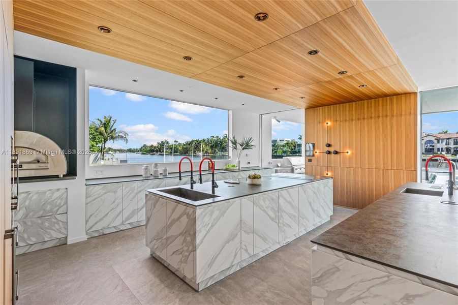 Image 69 of a home in .