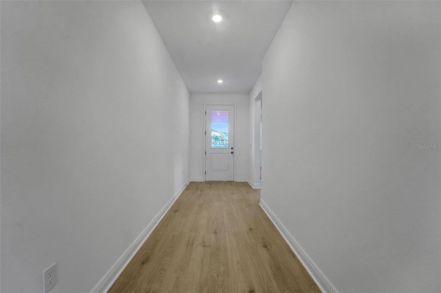 Spacious, unfurnished interior of a new home in Green Key Village, Lady Lake (Image 23).