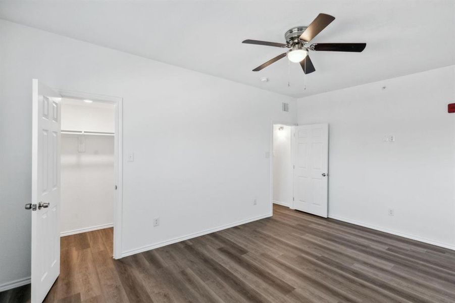 Spacious, unfurnished interior of a new home in , Dallas (Image 20).
