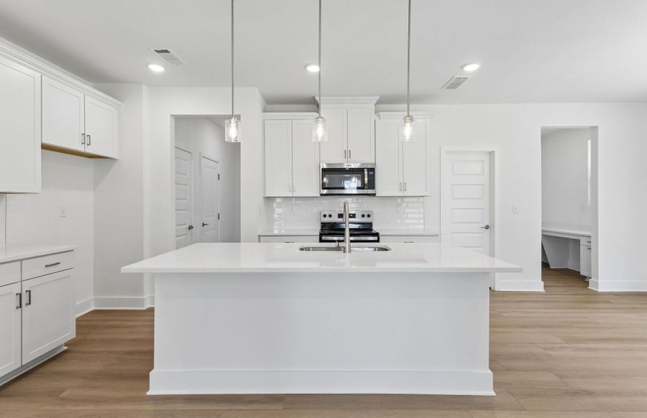 Furnished interior view inside a new home in Glenview Farms, Murfreesboro (Image 18).