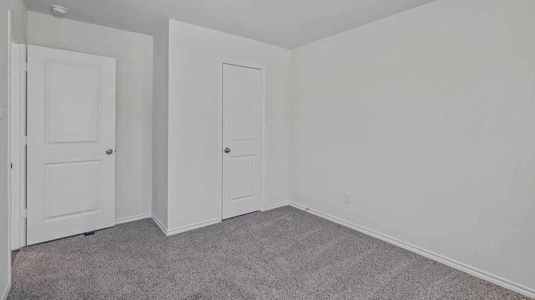 Spacious, unfurnished interior of a new home in Cartwright Ranch, Crandall (Image 23).
