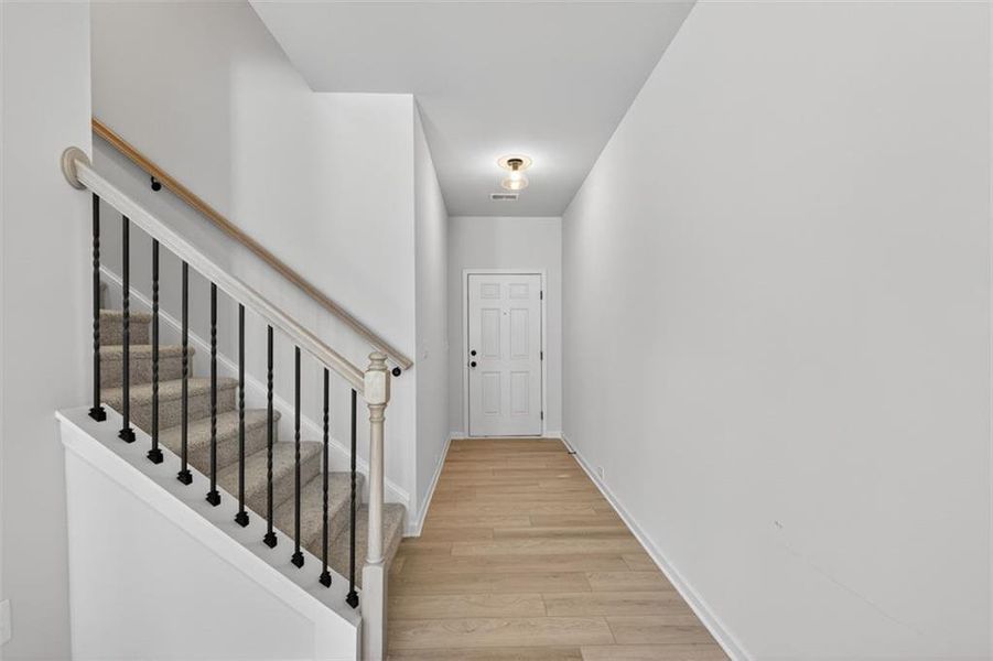 Spacious, unfurnished interior of a new home in Franklin Manor, Lawrenceville (Image 48).