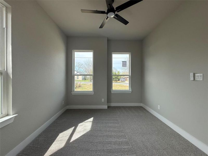 Spacious, unfurnished interior of a new home in , Dallas (Image 19).