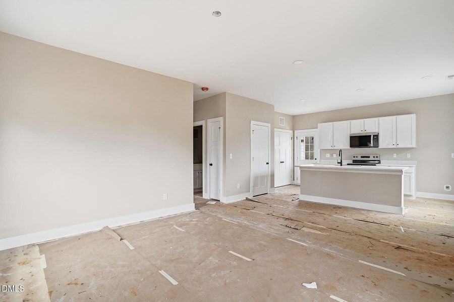 11 Halifax Ave-9 11 Halifax Ave-9