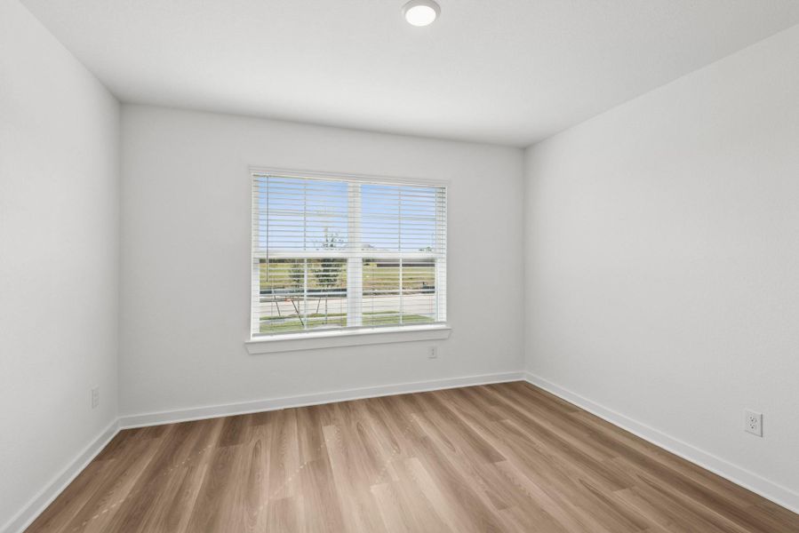 Spacious, unfurnished interior of a new home in Lago Mar, Santa Fe (Image 18). Spacious, unfurnished interior of a new home in Lago Mar, Santa Fe (Image 18).
