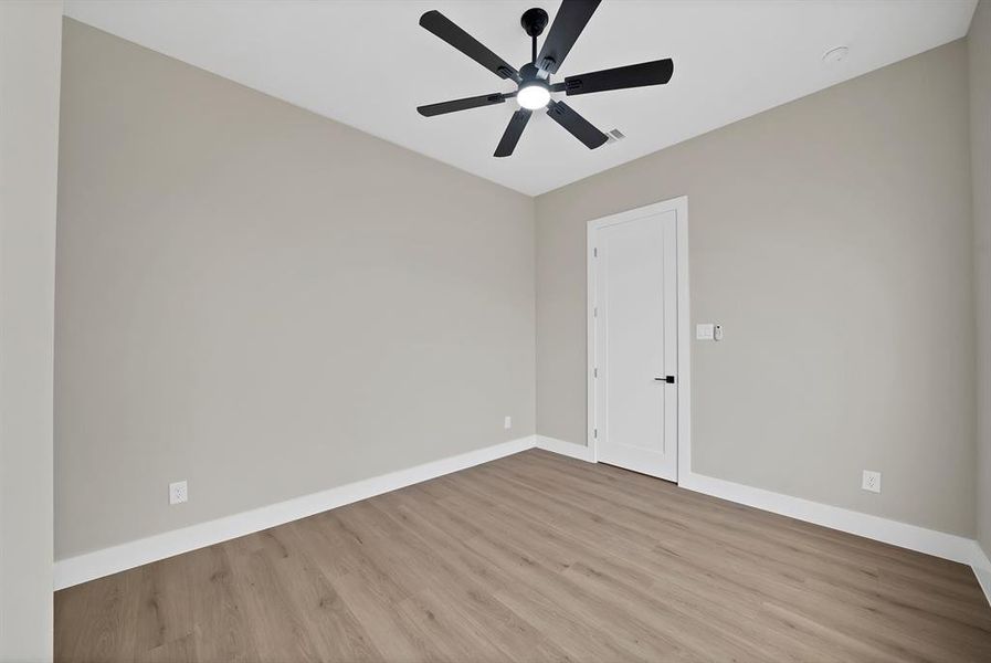 Spacious, unfurnished interior of a new home in , Decatur (Image 27).