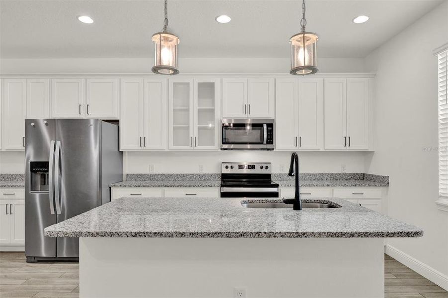 Furnished interior view inside a new home in , Orlando (Image 4).