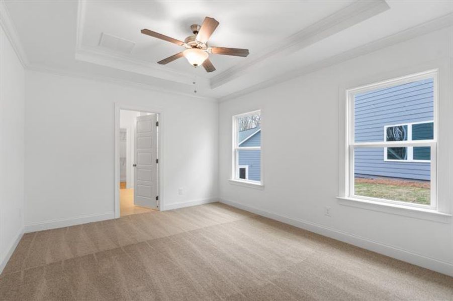 Spacious, unfurnished interior of a new home in , Athens (Image 22).