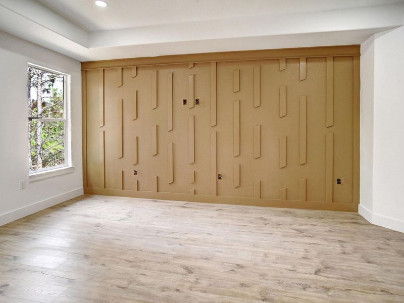 Spacious, unfurnished interior of a new home in , Bastrop (Image 22).