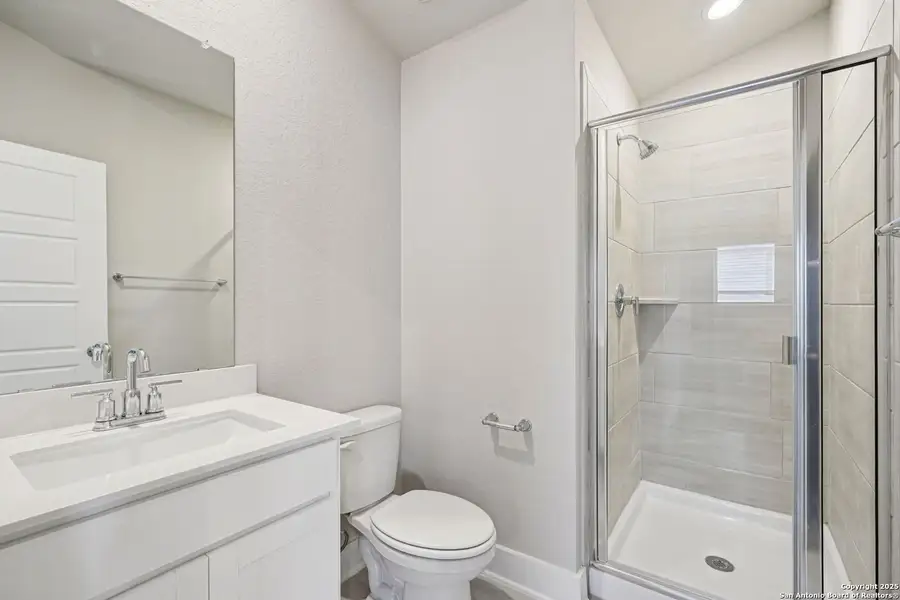 Furnished interior view inside a new home in Comanche Ridge, San Antonio (Image 7). Furnished interior view inside a new home in Comanche Ridge, San Antonio (Image 7).