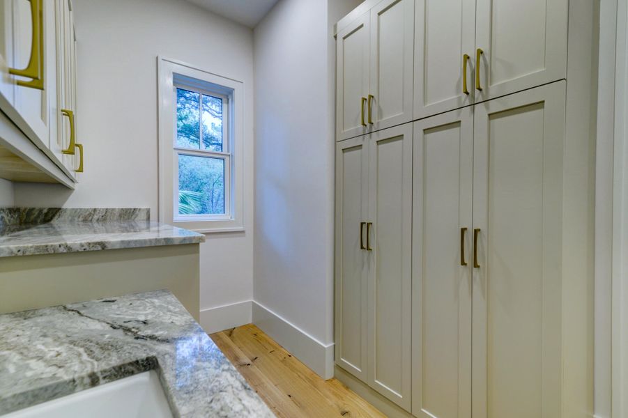 Image 57 of a home in .