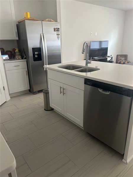 Furnished interior view inside a new home in , Orlando (Image 12).