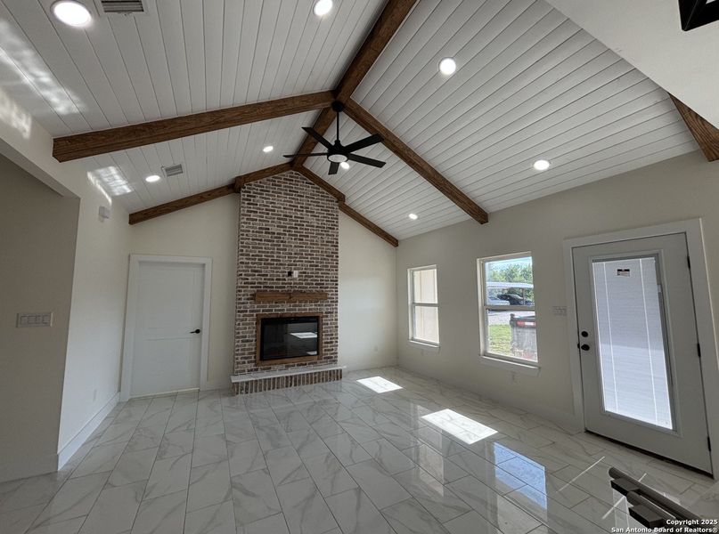 Image 28 of a home in .