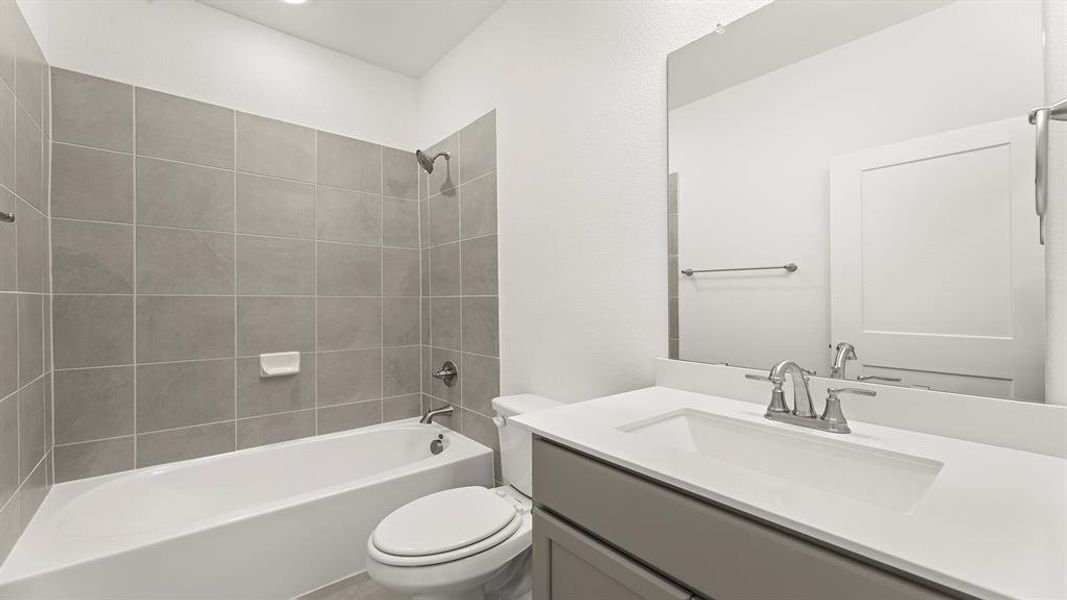 04. 3234 Summerland - 2ND Bath 04. 3234 Summerland - 2ND Bath