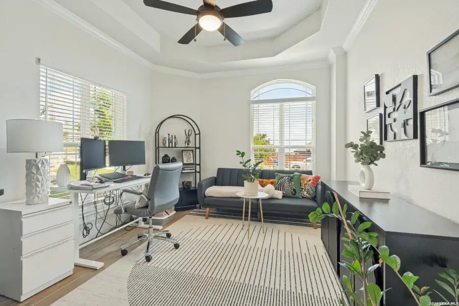 Furnished interior view inside a new home in Comanche Ridge, San Antonio (Image 18). Furnished interior view inside a new home in Comanche Ridge, San Antonio (Image 18).