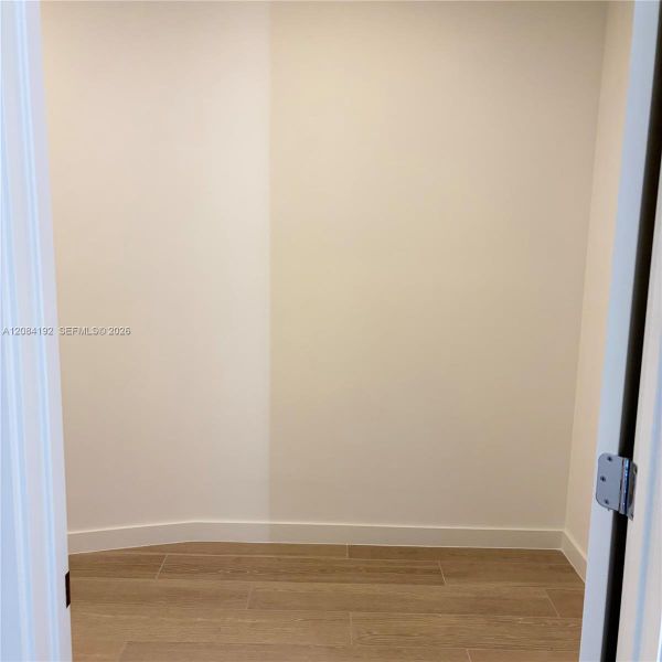 Spacious, unfurnished interior of a new home in , Miami (Image 21).