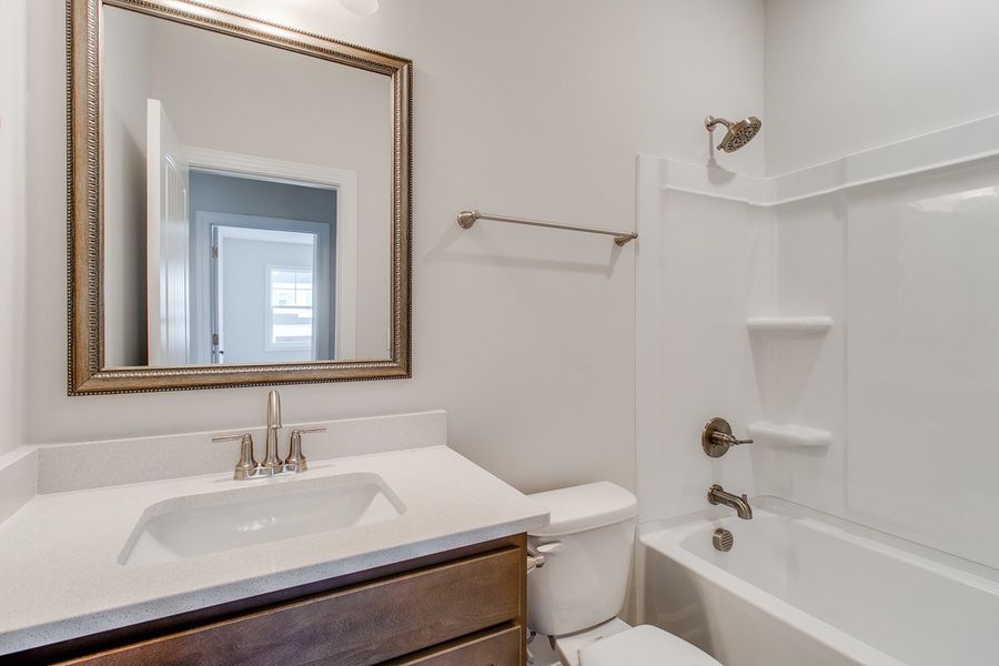 Furnished interior view inside a new home in Palmetto Shores, Chapin (Image 13).