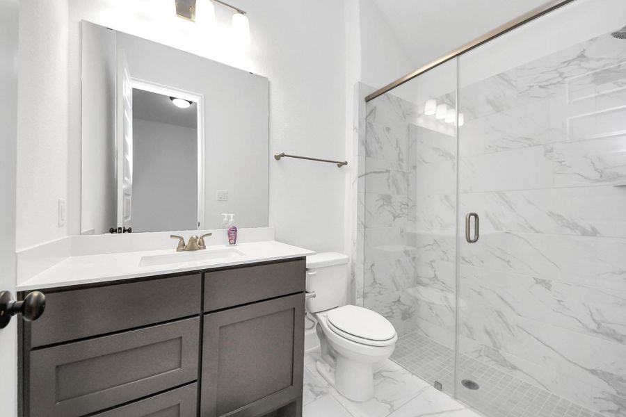 Full Bathroom Full Bathroom