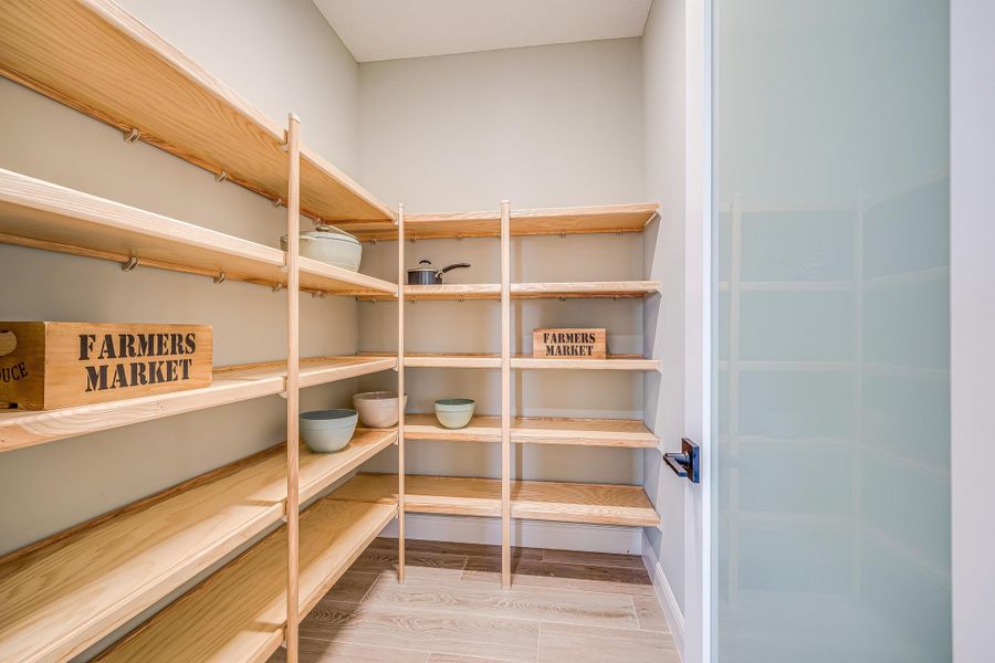 2D floor plan layout for the Willow Signature by GHO Homes in Belterra, Port St. Lucie, FL (Image 5).