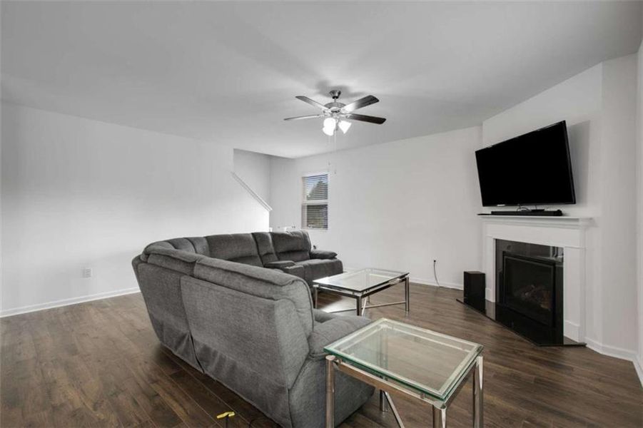 Furnished interior view inside a new home in Stillwater Springs, Dacula (Image 7). Furnished interior view inside a new home in Stillwater Springs, Dacula (Image 7).