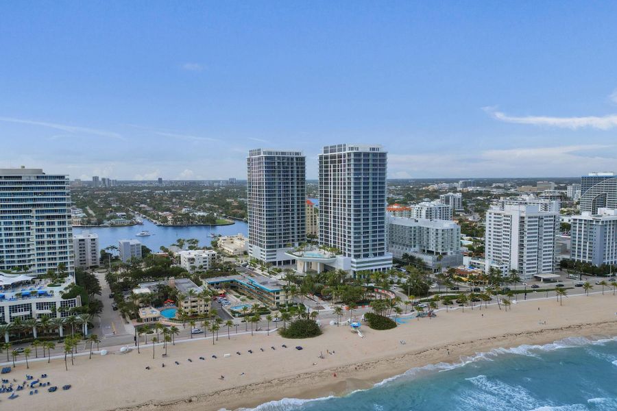 Condo located in Fort Lauderdale, FL showcasing its design and architecture (Image 3). Condo located in Fort Lauderdale, FL showcasing its design and architecture (Image 3).