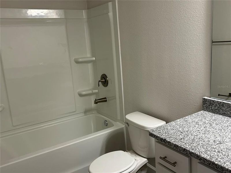 2nd Bathroom (2nd floor)