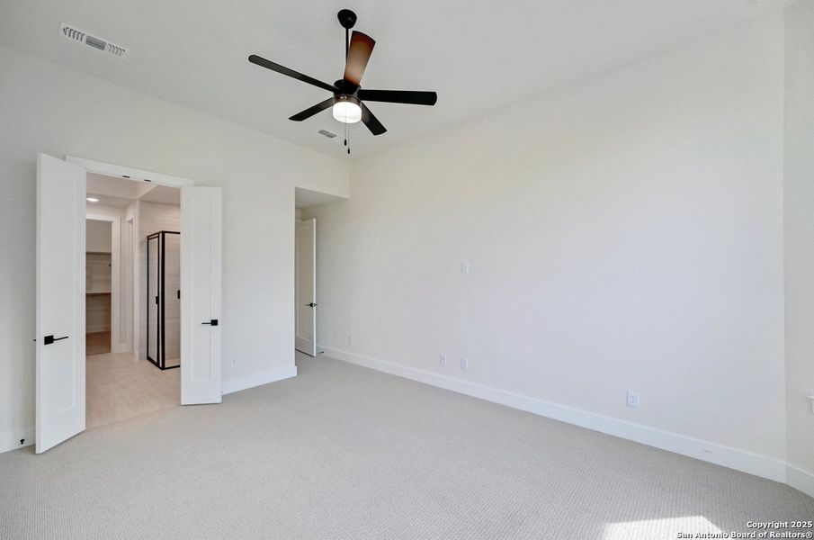 Spacious, unfurnished interior of a new home in Mayfair: 50ft. lots, New Braunfels (Image 15).