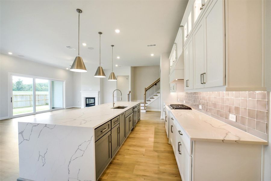 Furnished interior view inside a new home in Sienna 65', Missouri City (Image 15).