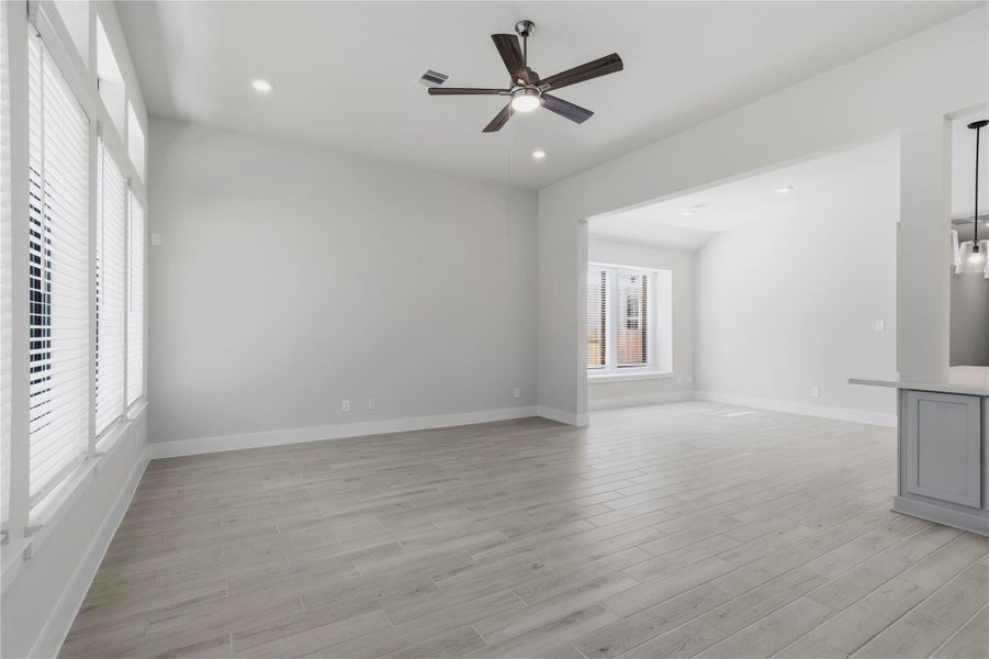 Representative model home photos shown for illustrative purposes only. Actual home, features, and finishes may vary. Home is currently under construction.