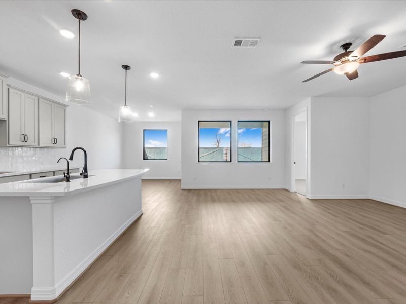 Spacious, unfurnished interior of a new home in Austin Point, Richmond (Image 16).