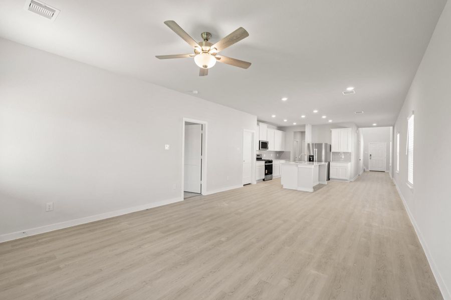 Spacious, unfurnished interior of a new home in Laurel Farms, Brookshire (Image 19). Spacious, unfurnished interior of a new home in Laurel Farms, Brookshire (Image 19).
