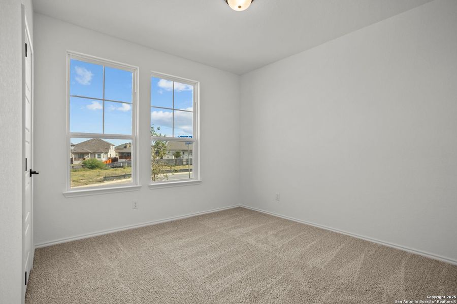 Spacious, unfurnished interior of a new home in Comanche Ridge, San Antonio (Image 28). Spacious, unfurnished interior of a new home in Comanche Ridge, San Antonio (Image 28).