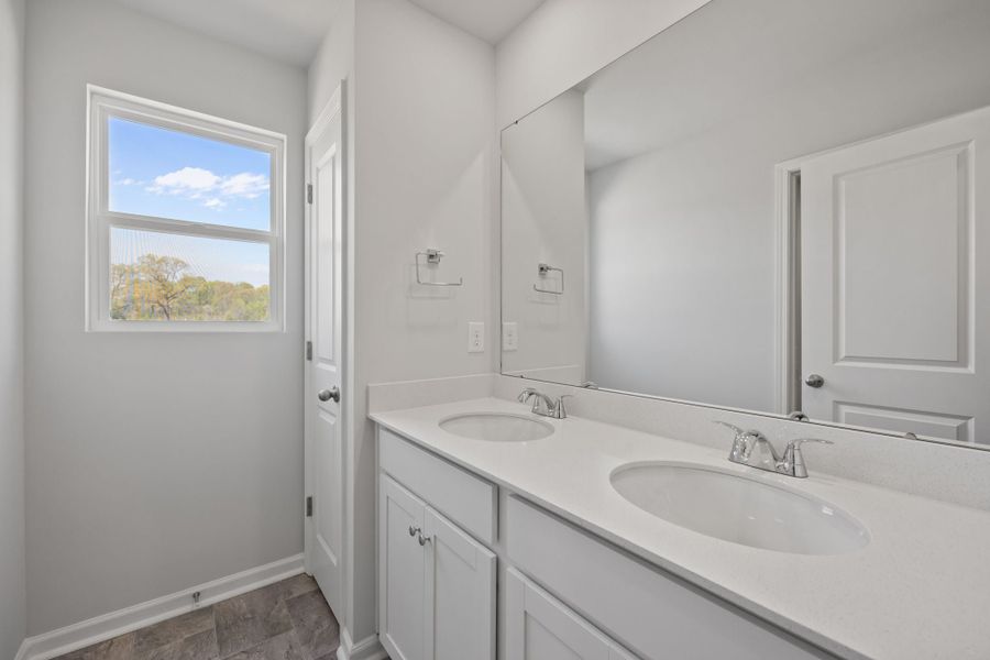 4br New Home in York, SC.  - Slide 27