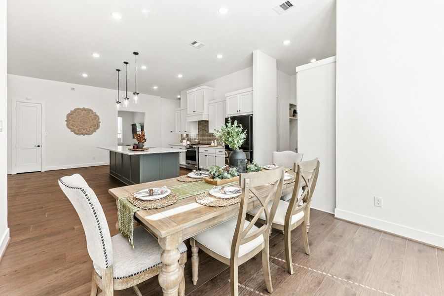 Furnished interior view inside a new home in , Conroe (Image 31).