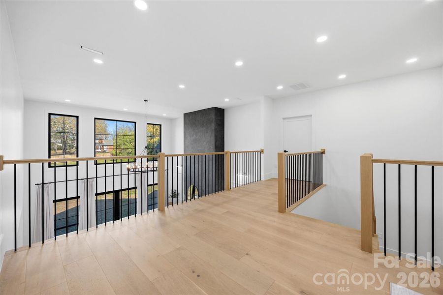 Spacious, unfurnished interior of a new home in , Monroe (Image 20).